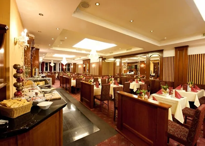 أورانيا شقة *